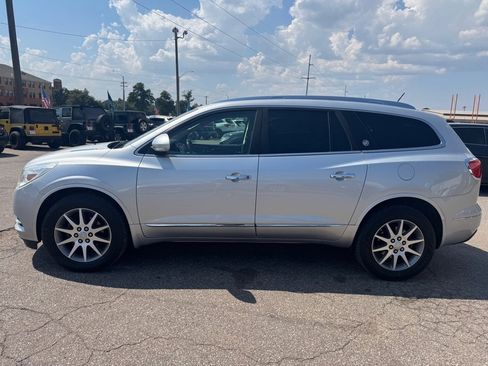 Used 2017 Buick Enclave Leather image 5