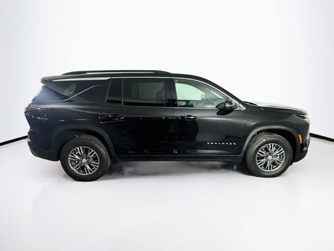 Used 2026 Chevrolet Traverse LT FWD image 10