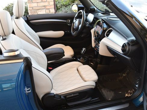 Used 2022 MINI Cooper S image 61