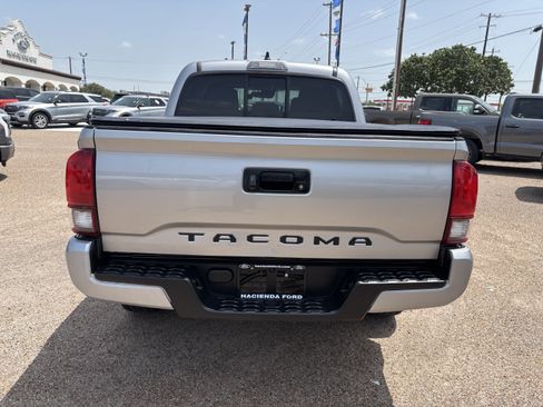 Used 2021 Toyota Tacoma SR w/ SR Convenience Package RWD image 3