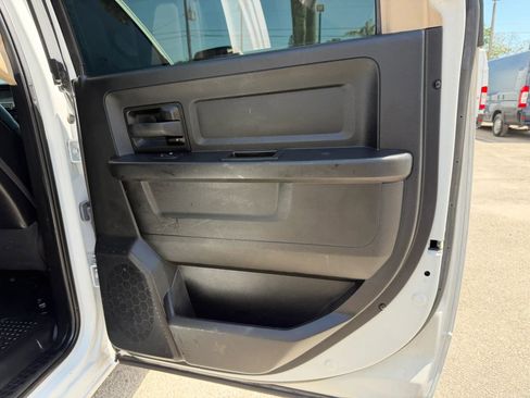 Used 2020 RAM 4500 Tradesman w/ Chrome Appearance Group AWD/4WD image 17
