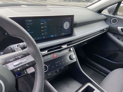 Certified 2025 Hyundai Sonata SEL image 18