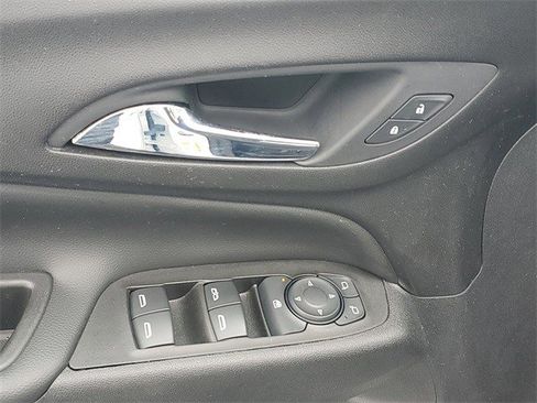 Certified 2020 Chevrolet Equinox LT w/ Driver Convenience Package image 14