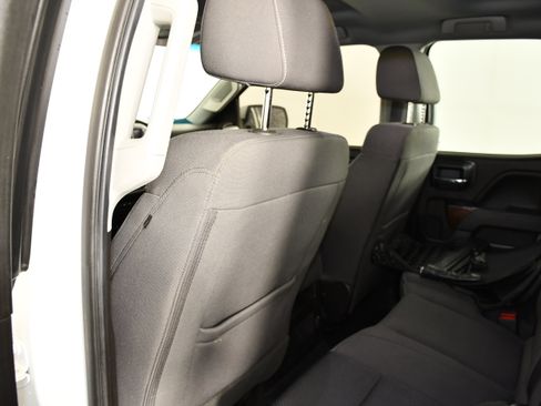 Used 2018 GMC Sierra 1500 SLE w/ SLE Value Package AWD/4WD image 45
