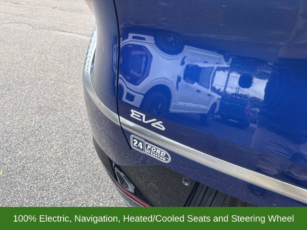 Used 2023 Kia EV6 Wind w/ Wind Technology Package AWD/4WD image 5