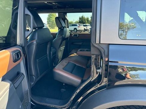 Used 2024 Ford Bronco Outer Banks w/ Sasquatch Package AWD/4WD image 21