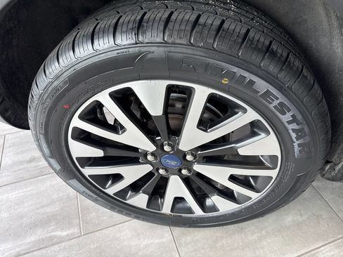 Used 2020 Ford Escape SE Sport image 14