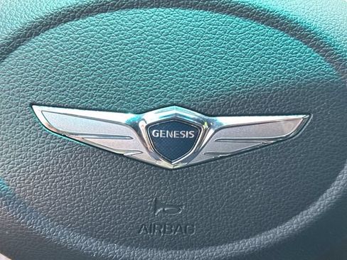 Used 2022 Genesis G70 2.0T w/ Prestige Package RWD image 21
