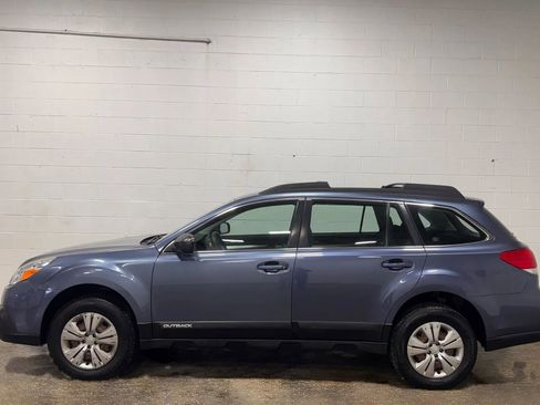 Used 2013 Subaru Outback 2.5i image 6