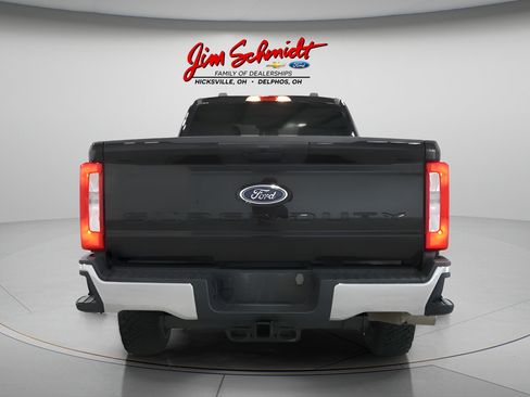 Used 2023 Ford F250 XLT AWD/4WD image 5