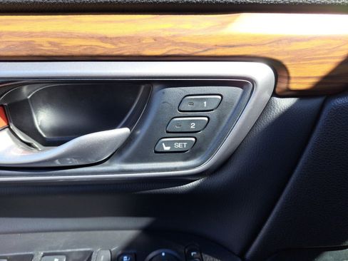 Used 2021 Honda CR-V EX-L image 19