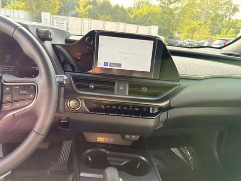 Used 2026 Lexus UX 300h AWD w/ Accessory Package (2T) image 23