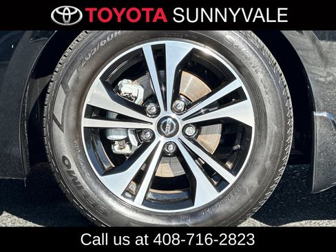 Used 2023 Nissan Sentra SV FWD image 12
