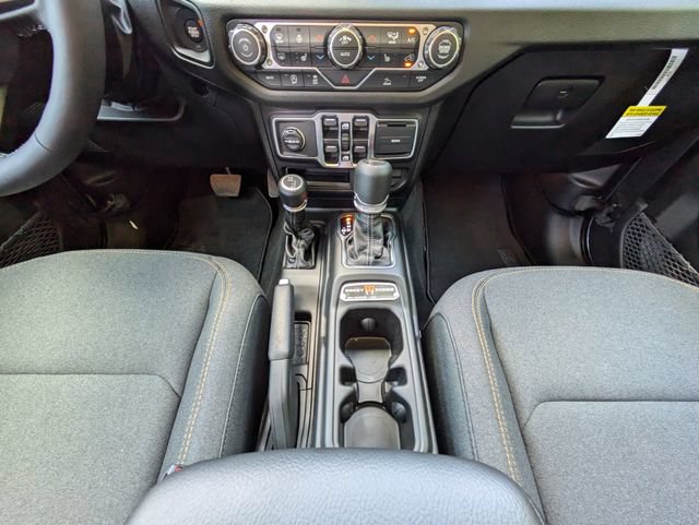 New 2026 Jeep Gladiator Sport AWD/4WD image 19