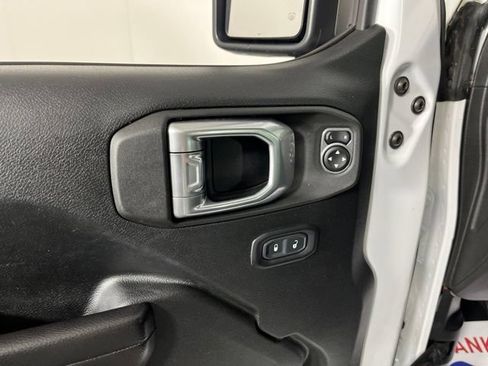 Used 2020 Jeep Wrangler Unlimited Sport S AWD/4WD image 16