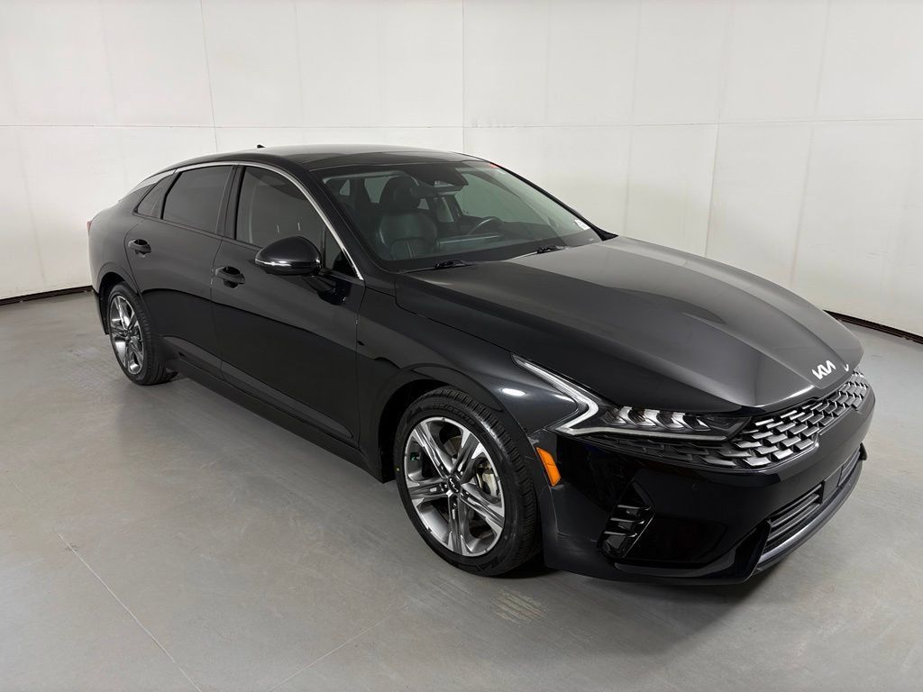 Used 2024 Kia K5 EX w/ EX Premium Package FWD image 2