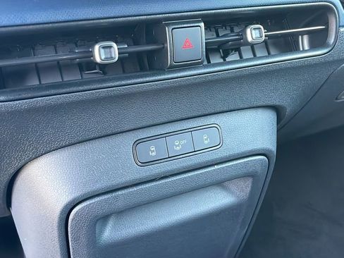 New 2025 Volkswagen ID. Buzz Pro S image 20