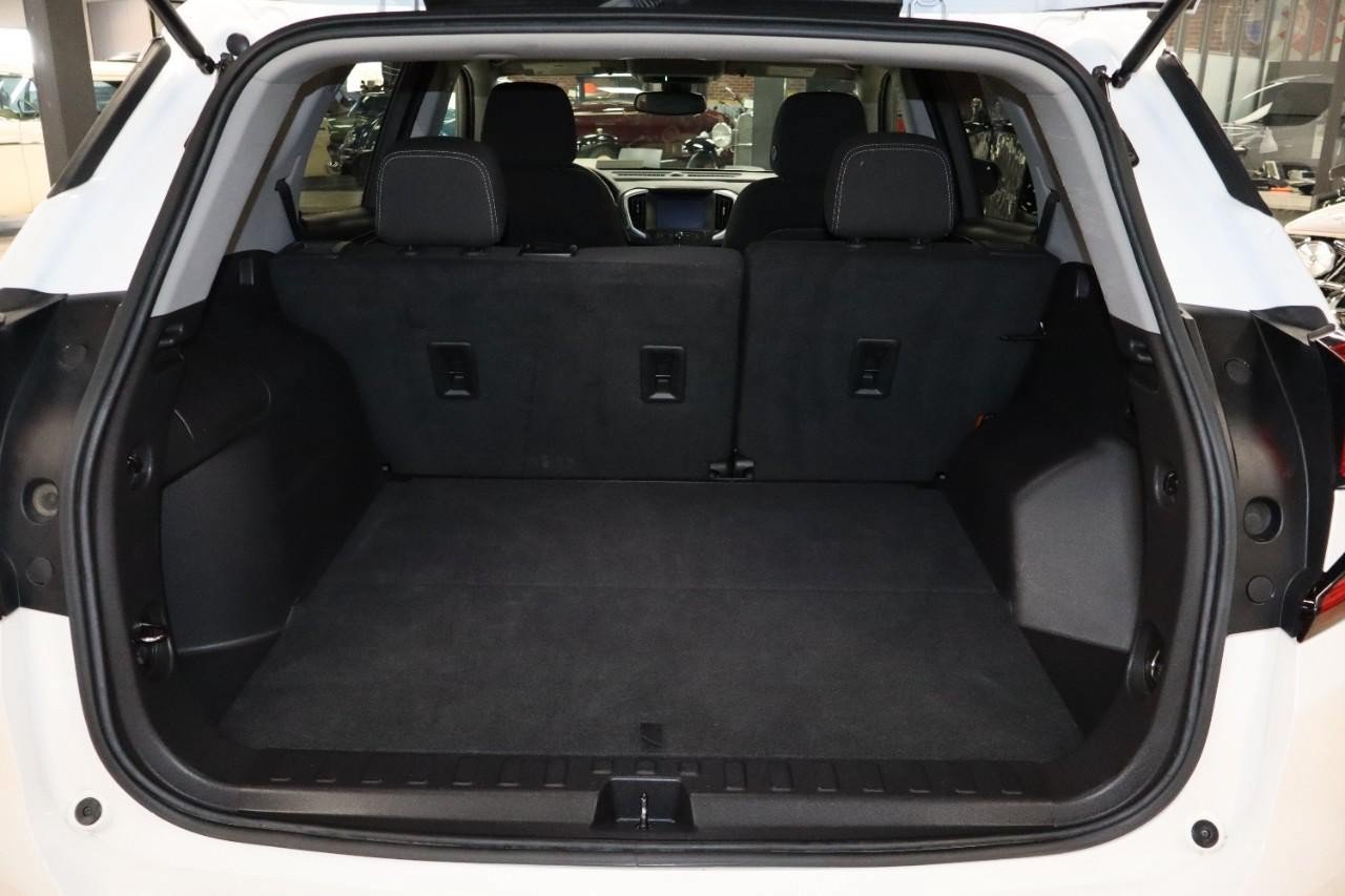 Used 2024 GMC Terrain SLE AWD/4WD image 26