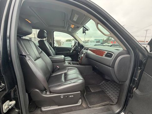 Used 2011 Chevrolet Silverado 3500 LTZ w/ LTZ Plus Package AWD/4WD image 30