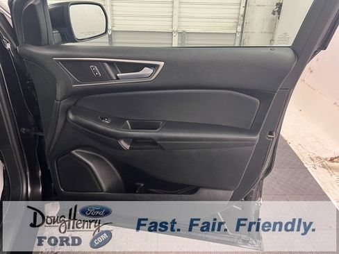 Used 2024 Ford Edge SEL image 36
