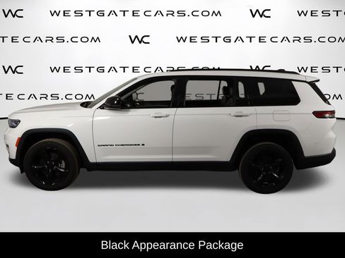 Used 2023 Jeep Grand Cherokee L Limited w/ Black Appearance Package image 5