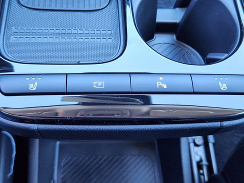 New 2026 Hyundai Ioniq 5 SEL image 28