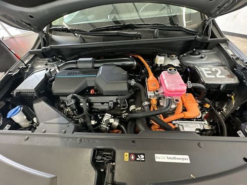 Certified 2023 Kia Sportage LX image 19