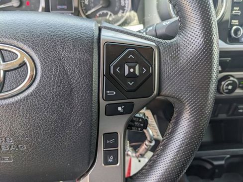 Used 2023 Toyota Tacoma SR5 RWD image 31