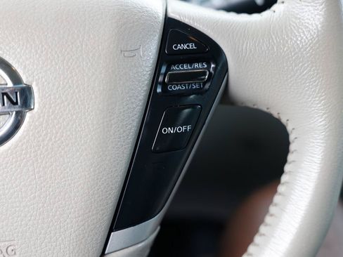 Used 2014 Nissan Quest SL FWD image 27