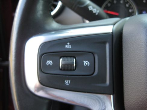 Used 2019 Chevrolet Blazer LT FWD image 16