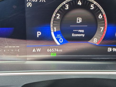 Used 2022 Volkswagen Tiguan SE AWD/4WD image 22