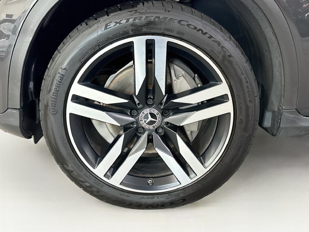 Certified 2020 Mercedes-Benz GLC 300 4MATIC image 37