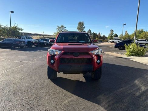 Used 2018 Toyota 4Runner TRD Off-Road Premium AWD/4WD image 8