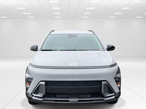 New 2026 Hyundai Kona SEL Premium FWD image 2