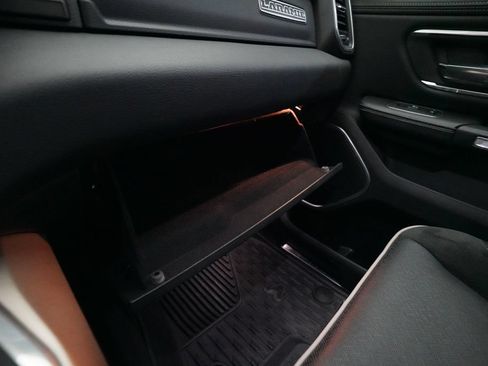 Used 2021 RAM 1500 Laramie AWD/4WD image 29