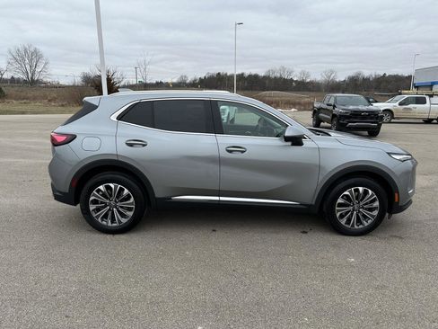 Used 2025 Buick Envision Preferred image 10