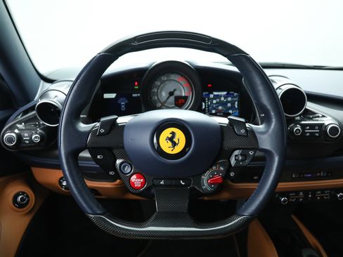 Certified 2022 Ferrari F8 Tributo image 6