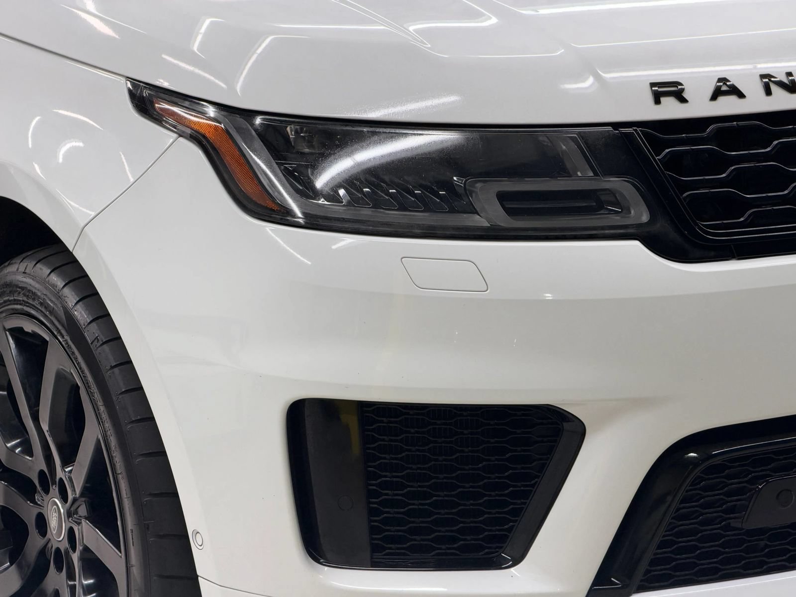 Used 2020 Land Rover Range Rover Sport HSE Dynamic AWD/4WD image 6