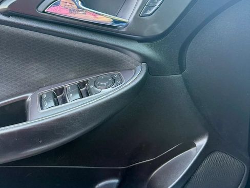 Used 2016 Chevrolet Malibu LT FWD image 27