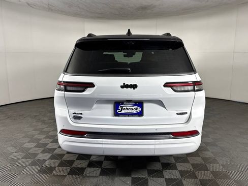 Used 2026 Jeep Grand Cherokee L Summit w/ Obsidian Package AWD/4WD image 6