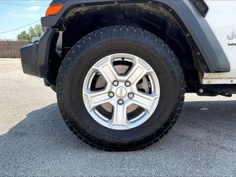 Used 2019 Jeep Wrangler Unlimited Sport S AWD/4WD image 28