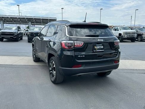 Used 2023 Jeep Compass Limited AWD/4WD image 5