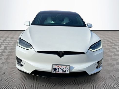 Used 2019 Tesla Model X Long Range image 2