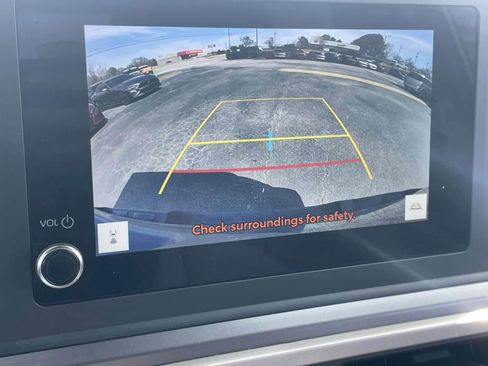 Used 2024 Toyota Tacoma SR5 image 16