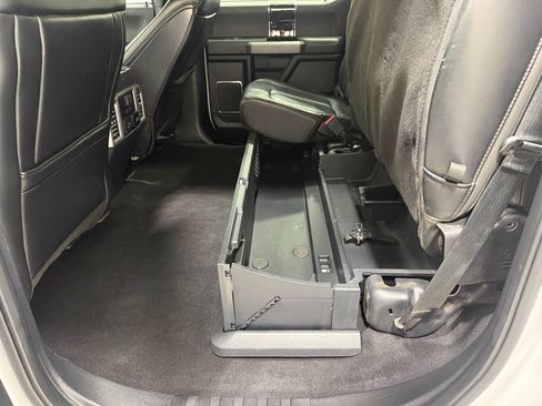 Used 2021 Ford F350 Platinum w/ Tremor Off-Road Package image 45