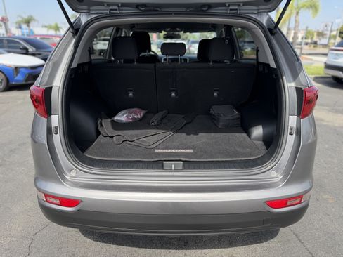 Used 2018 Kia Sportage LX FWD image 10