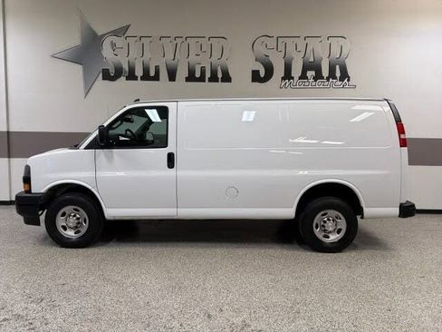 Used 2022 Chevrolet Express 2500 w/ Driver Convenience Package RWD image 1