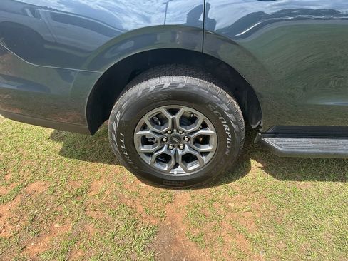 Certified 2025 Ford Expedition Active AWD/4WD image 17