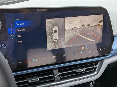 New 2026 Chevrolet Equinox EV LT image 13