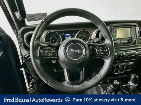Used 2018 Jeep Wrangler Unlimited Sport S AWD/4WD image 15